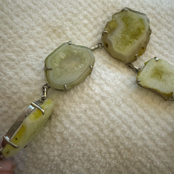 Stone necklace - Picture 3 of 5